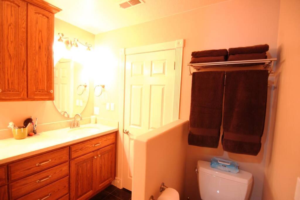 Tacit Shadow Resort Paradise Deluxe Suite, Gym, Coffee Bar, Hot-Tub, Free Laundry, Food Available Parowan ภายนอก รูปภาพ